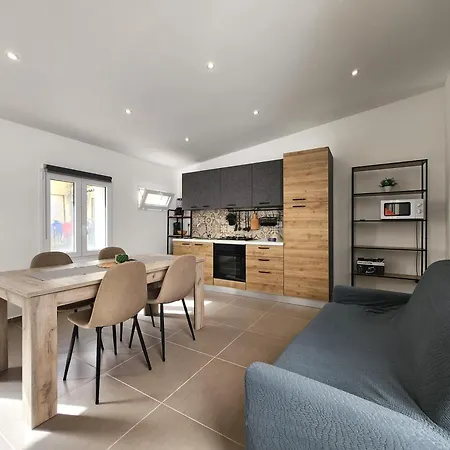 La Casa Di Elio Apartment